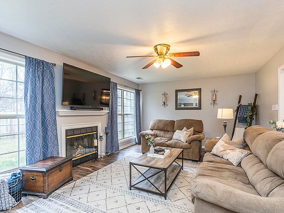5th image of 2021 Stonewood Ln