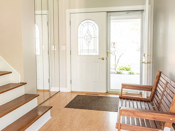 4th image of 2709 Diamond Ct