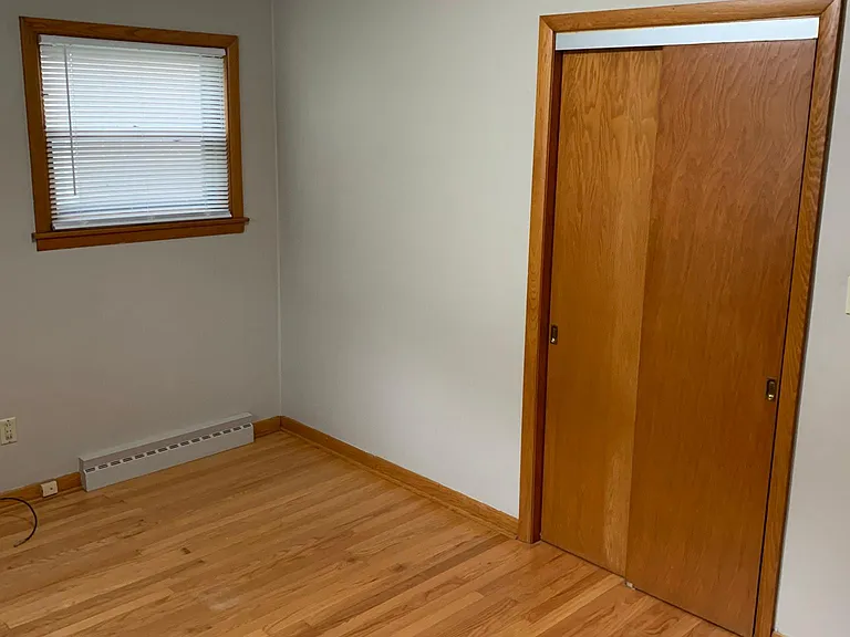 7009 W Lloyd St — Photo 6