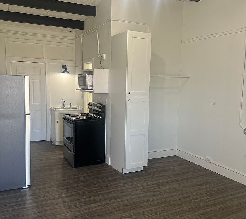1st image of 15589 Lee Highway Legacy #5
