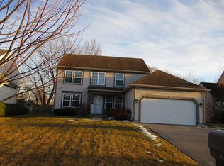 17 N Brittany Ln, Hainesville, IL 60030