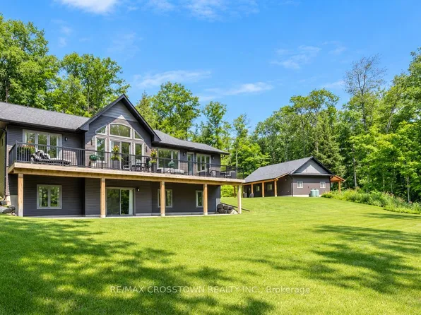 1445 Beiers Rd, Gravenhurst, ON P0E 1G0
