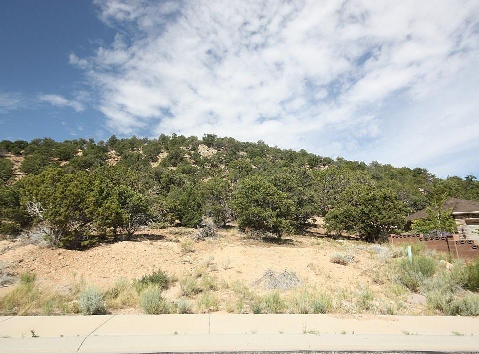 2nd image of 1957 N Mill Hollow Way
