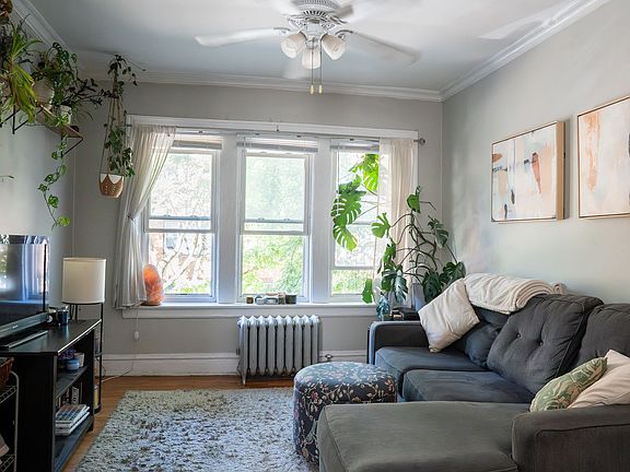 3rd image of 4501-4509 N Oakley Ave #4503-2