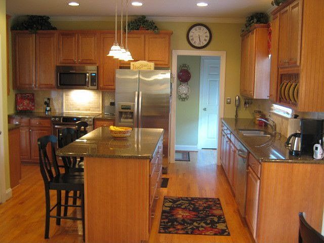 2nd image of 534 Kellyridge Dr