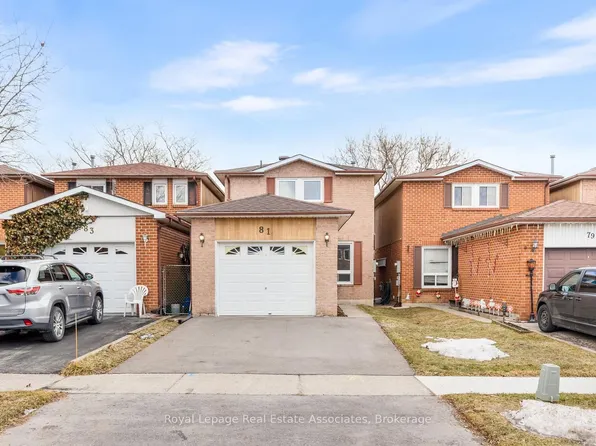 81 Lund St, Richmond Hill, ON L4C 5V3