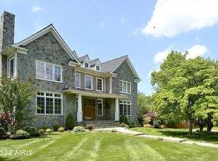 6528 Lone Oak Dr, Bethesda, MD 20817