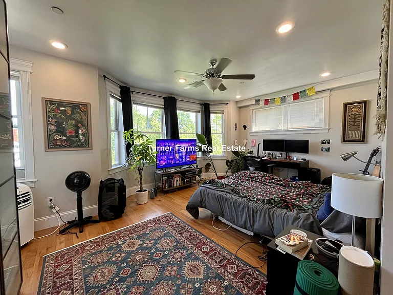 14 Fern St #A — Photo 15
