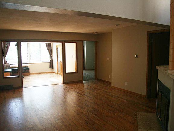 Sunroom/Master Bdrm (right)