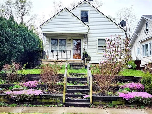 3839 Old Riverside Dr, Dayton, OH 45405