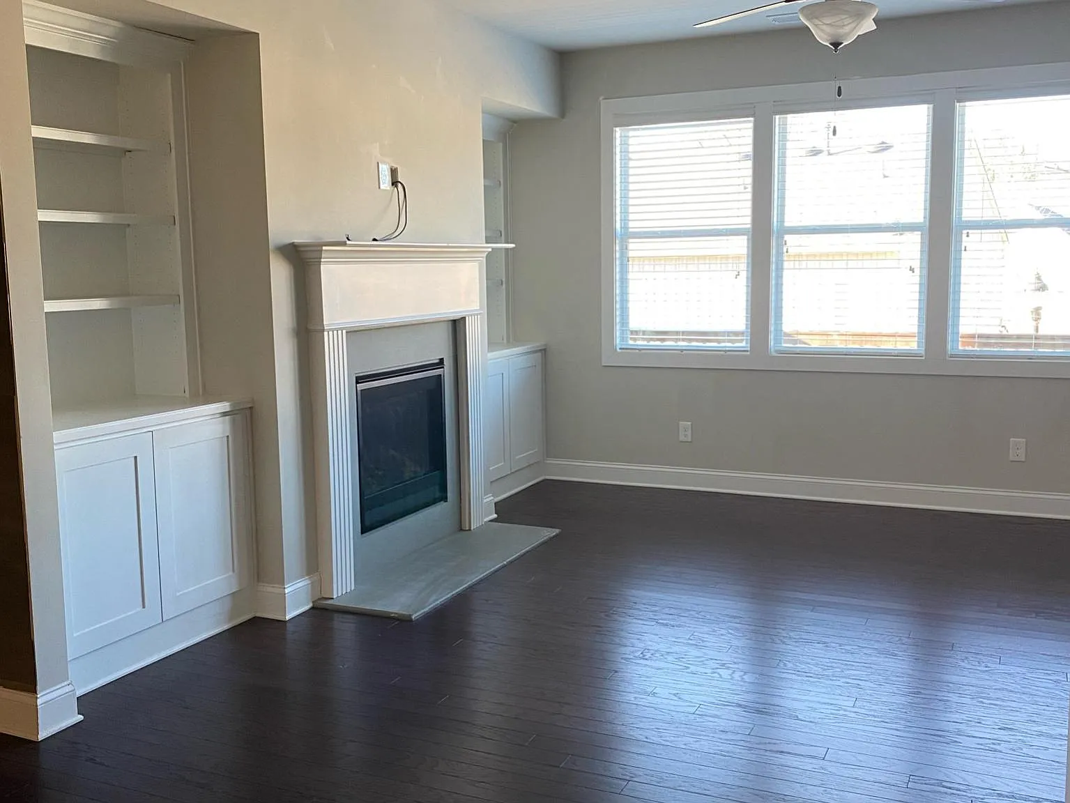 249 Aventine Ln — Photo 2