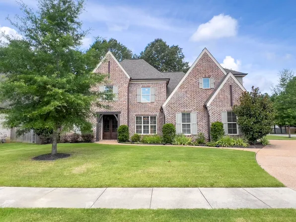 285 Saunders Creek Cir, Rossville, TN 38066