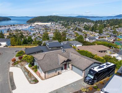 2016 Piper Circle, Anacortes, WA, 98221