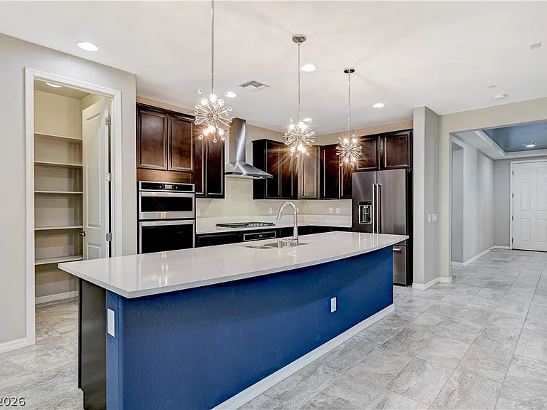 3741 Glasstop Dr — Photo 18