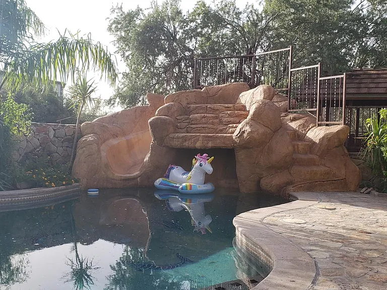 Very Nice Pool with Slide, Waterfall, Swim Up Table/Bar