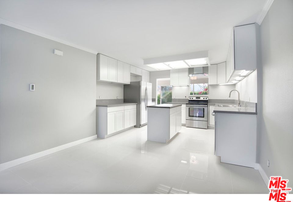 1st image of 32152 Sailview Ln