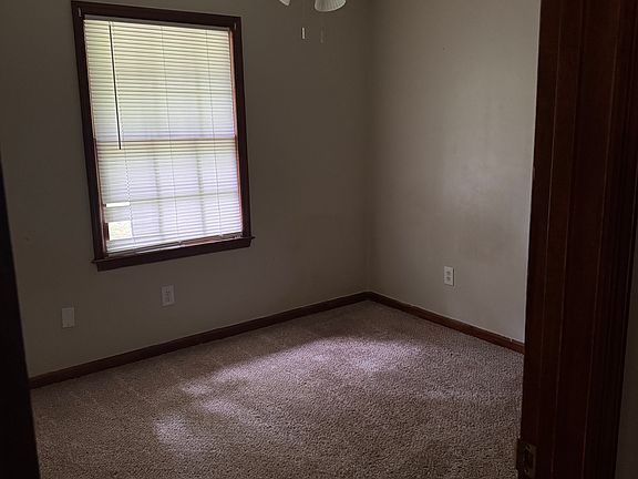 5th image of 85 Hidden Pines Dr