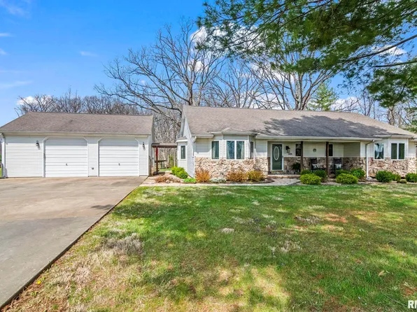 3405 Fairlane, Taylorville, IL 62568