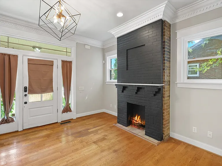 708 Shelby Ave — Photo 7
