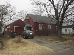 209 Hooker Rd, Bridgeport, CT 06610