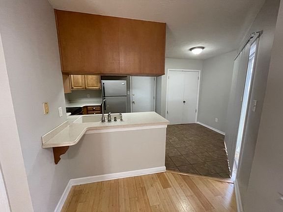 5th image of 422 Rhonda Kay Ct