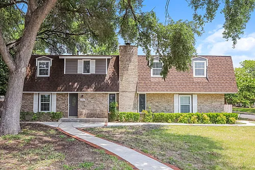 6307 Handsome Lake Dr Photo 1