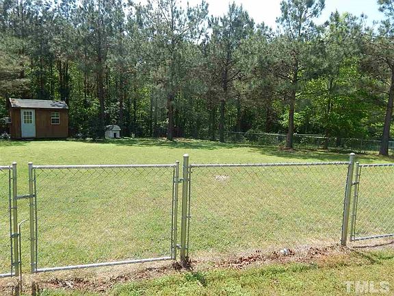 large fenced in back yard!