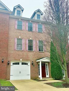 48 Hibiscus Ct, La Plata, MD, 20646