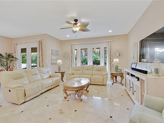 5th image of 2327 Brickell Pl