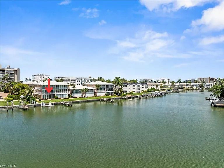 1910 Gulf Shore Blvd N #107 — Photo 43