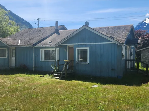 46616 296th Street NE, Darrington, WA 98241