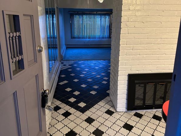 (undisclosed Address)