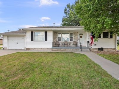 213 3rd Ave, Low Moor, IA, 52757