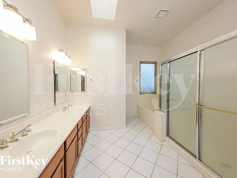 26735 N 65th Dr — Photo 9