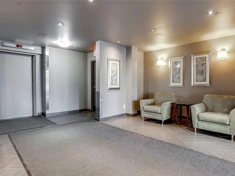 320 5th Ave N #1104 — Photo 3