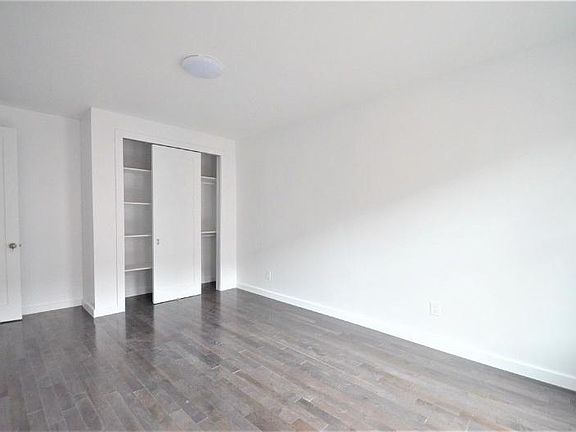 5th image of 2710 Morris Ave