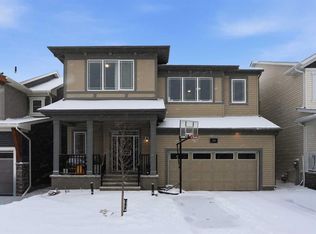 33 E Carringwood St NW, Calgary, AB T3P2A7