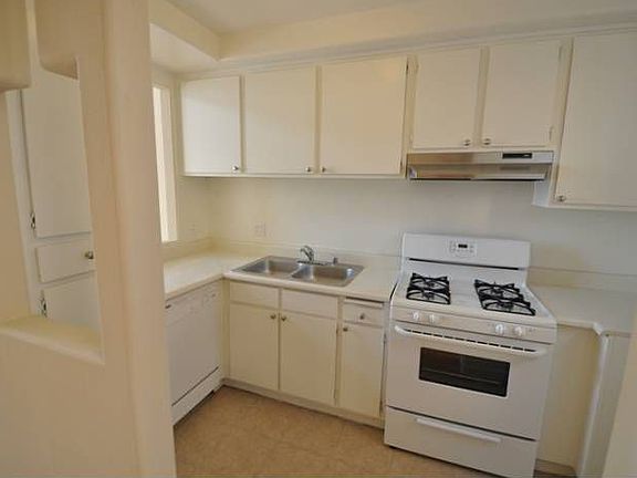 Similar Apartment Shown