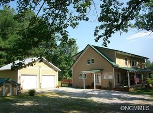 490 Freeman Creek Rd, Zirconia, NC 28790