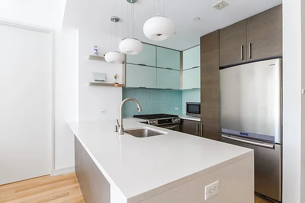 Sold by HomeDax Real Estate | media 7