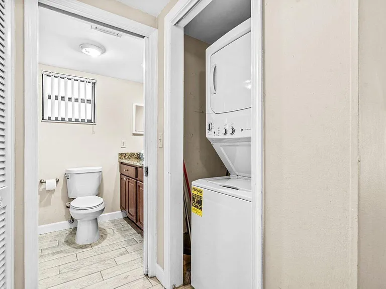 11863 Wimbledon Cir #432 — Photo 20