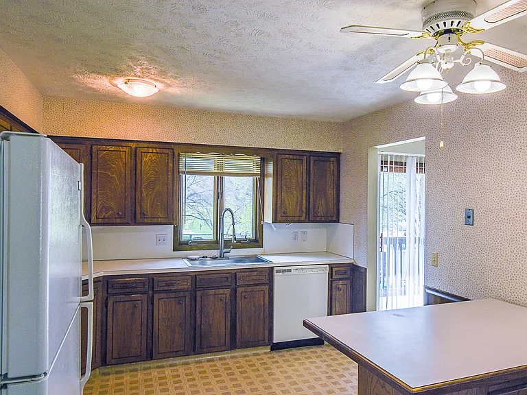 10205 T Cir — Photo 10