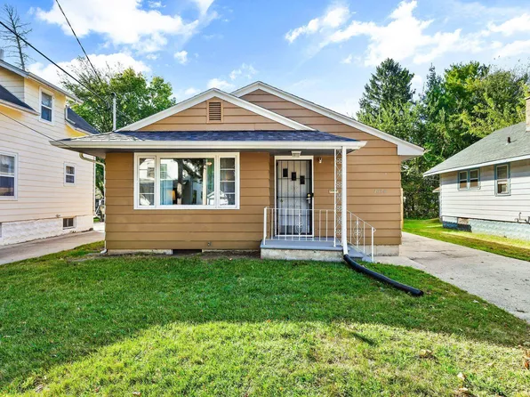 1616 Dewey Ave, Beloit, WI 53511