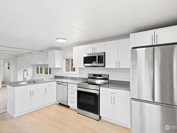 4th image of 32501 NE 50th Street #38