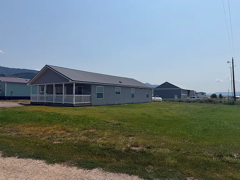 98 Meadowlark Ln — Photo 10