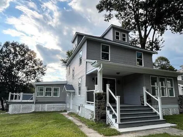 145 Prospect St, East Stroudsburg, PA 18301