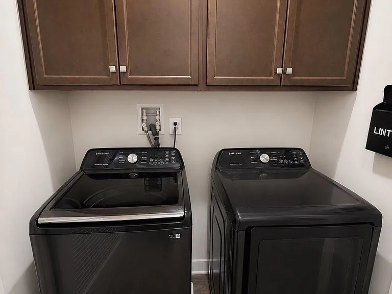 921 Playfair Terrace Way — Photo 13