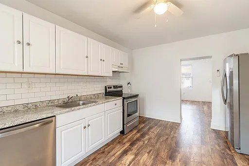 1204 Marlborough St — Photo 4