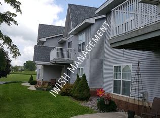 220 Park Ln, Lomira, WI 53048