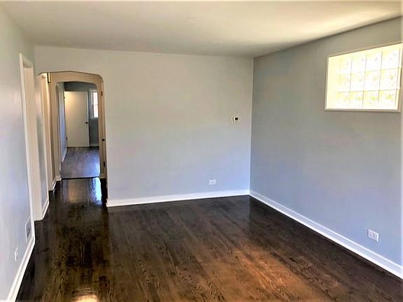 2nd image of 3729 S Lombard Ave